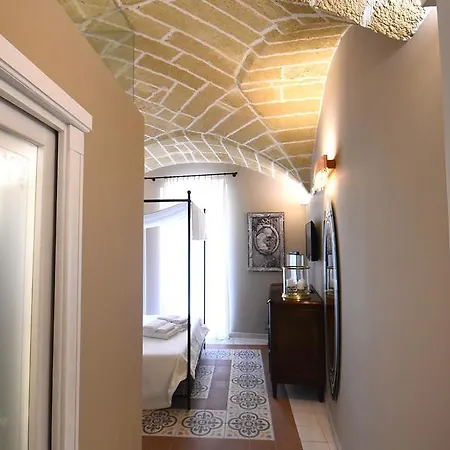 Laura - Luxury 2* Gallipoli