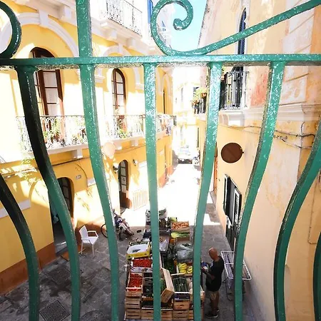 Bed & Breakfast Laura - Luxury 2*