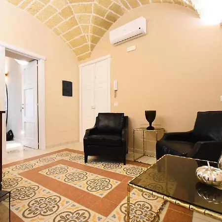 Laura - Luxury Bed & Breakfast Gallipoli