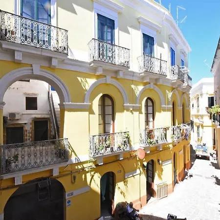 Laura - Luxury 3* Gallipoli