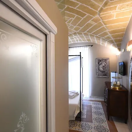 Laura - Luxury Gallipoli