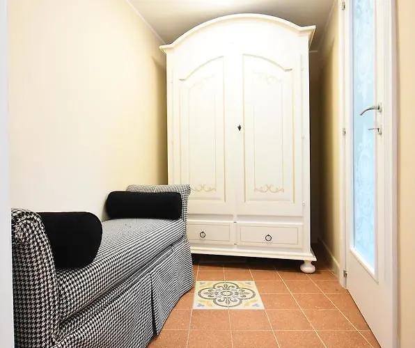 Laura - Luxury 3* Gallipoli